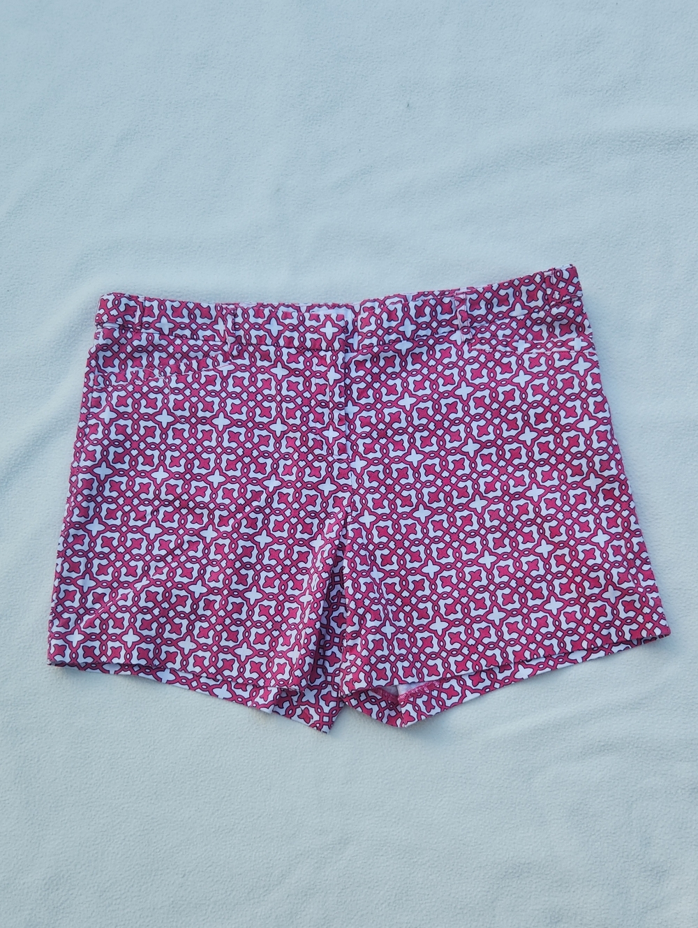 ​Laundry by Shelli Segal Pink Quatrefoil Print Shorts - Cotton Stretch (Size 10)